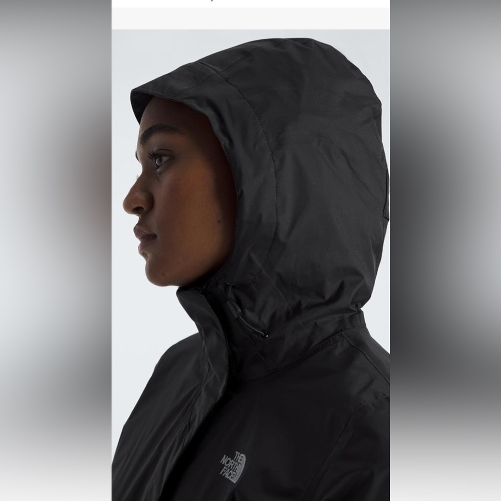 The North Face Women’s Hooded Dry Vent Jacket Size M
Color Thyme - Picture 6 of 16